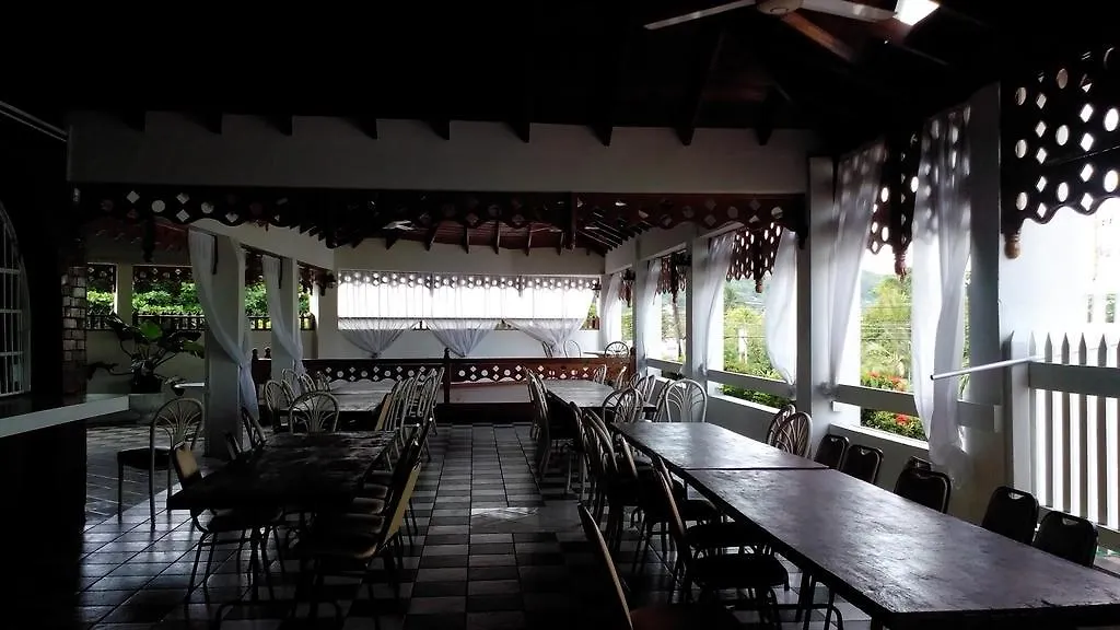 Village Hotel Ocho Rios