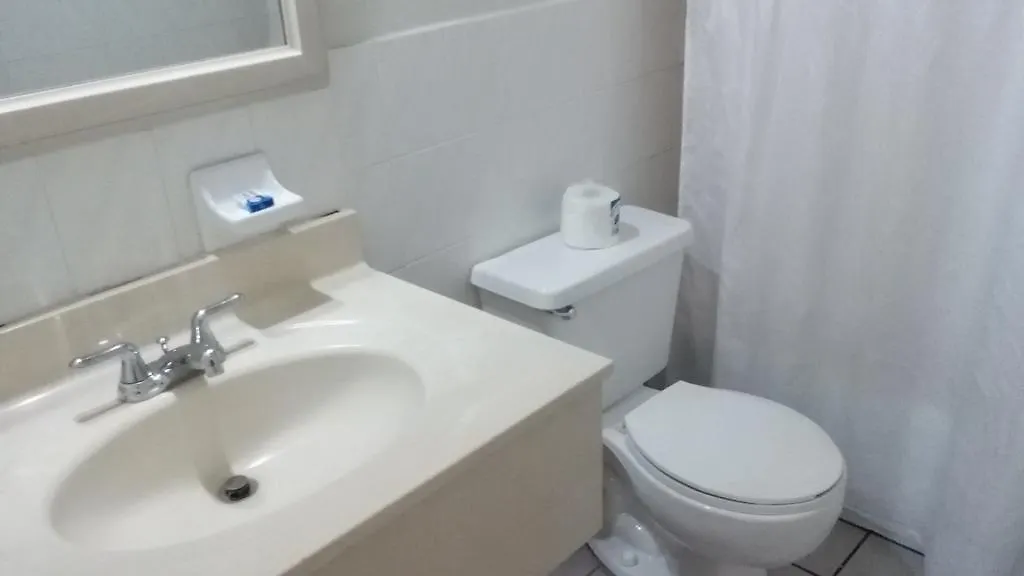 ***  Village Hotel Ocho Rios Jamaica